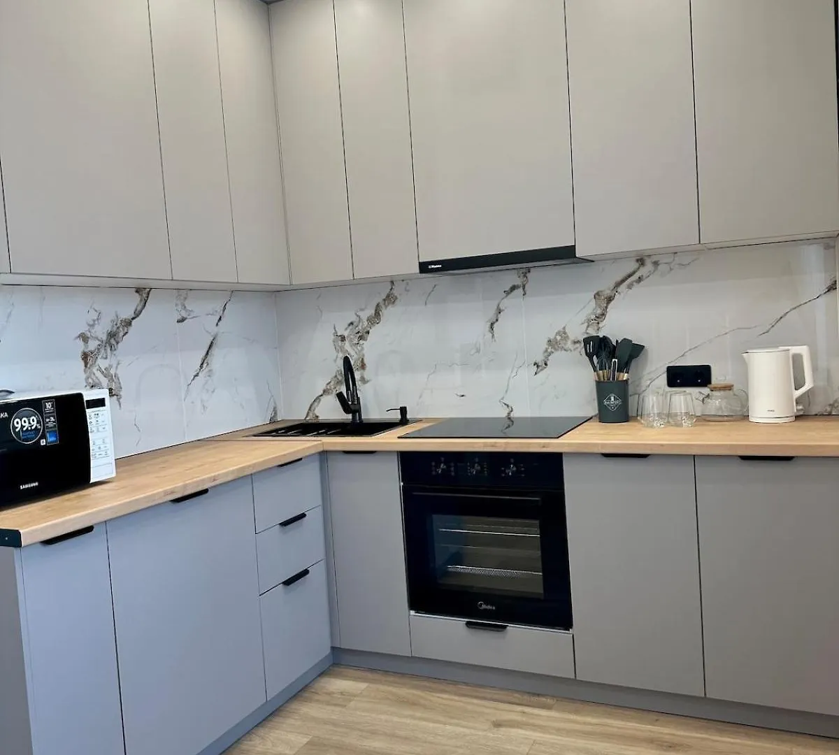 Cozy, Beautiful Apartment Turan أستانا